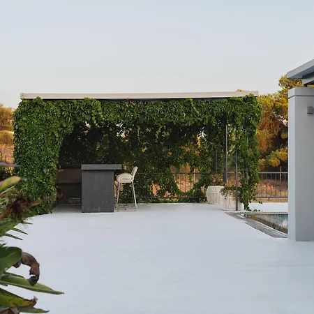 The House Before The Vakantiehuis Porto Cheli