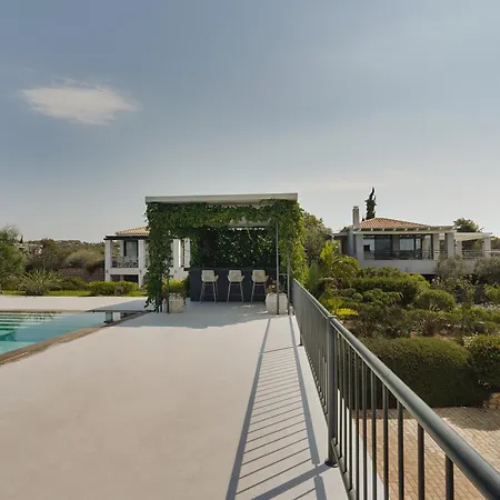 Vakantiehuis The House Before The *