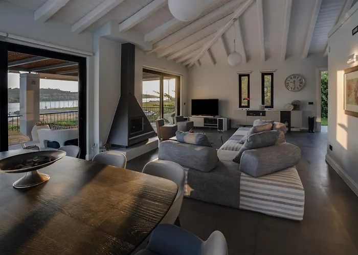 The House Before The Nyaraló *